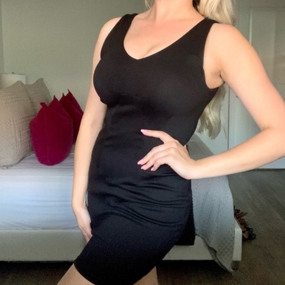 Like New! ‘Jack’ Little Black Dress - Picture 5 of 6
